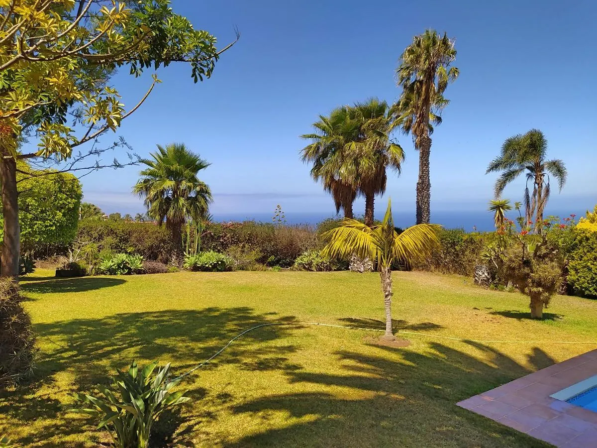 Villa Carioca - with private pool, marvelous garden&amazing ocean view El El Sauzal Spagna